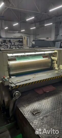 Продам уф –лакировальную машину Discovery-36