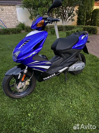 Скутер Yamaha YQ50 / YQ50L