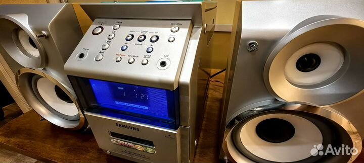 Новый Samsung MM B7 AUX+bluеtооth