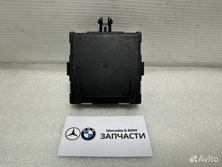 Блок управления задней двери Mercedes A1679009011