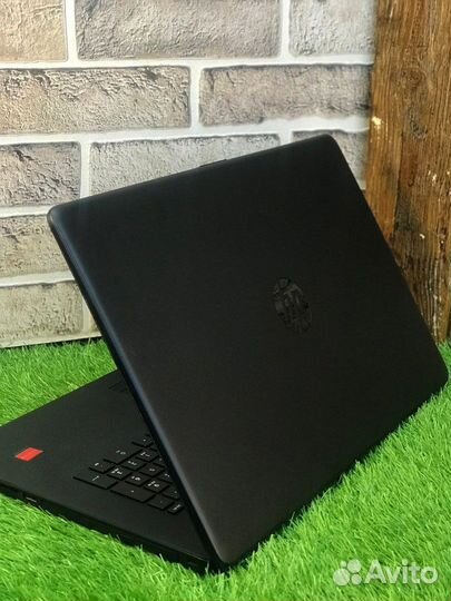Игровой 17-ка Hp A9-9420/Ram8GB/SSD120GB+HDD500