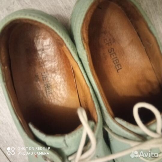 Кроссовки 42р натуральная кожа женские