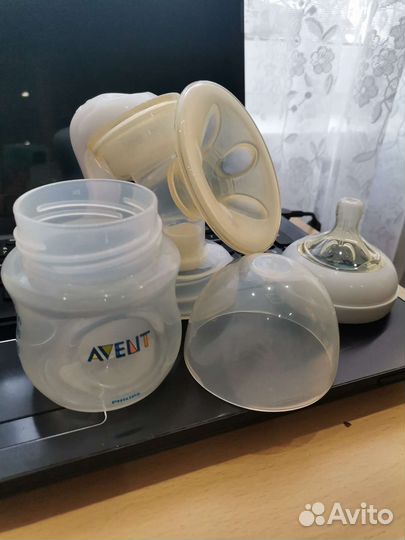 Молокоотсос avent ручной