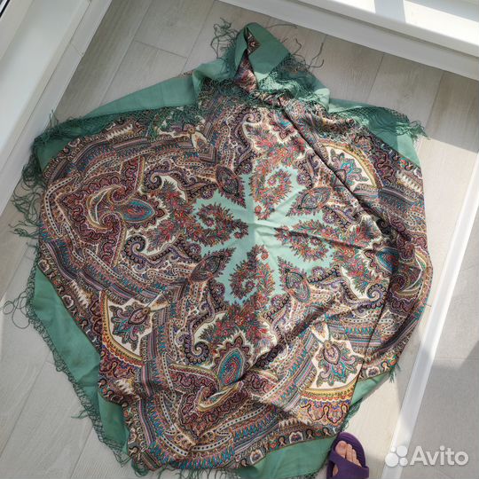 Павловопосадский платок 148х148