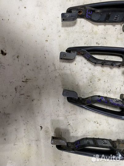 Ручка двери (наружняя ) Lancer 9