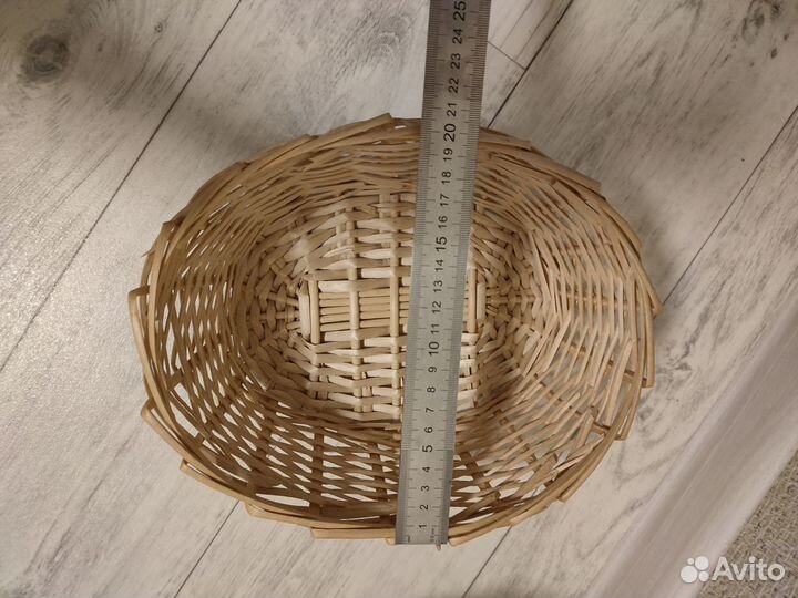 Корзиночка плетеная