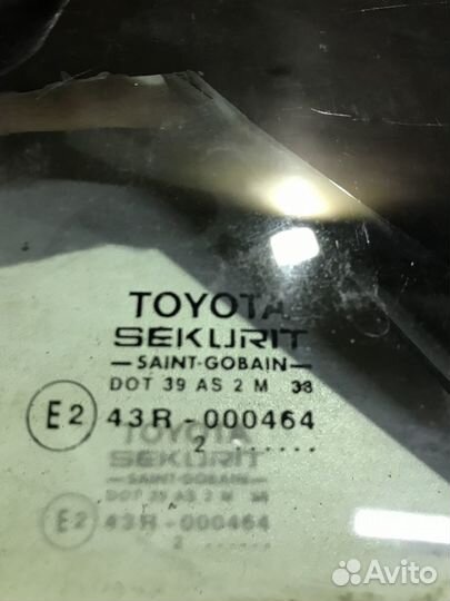 Стекло заднее правое Toyota Corolla 120