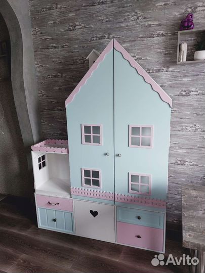 Домик кукольный