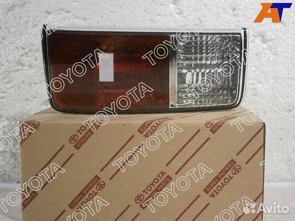 Фонарь в задний бампер lexus GX460 09- RH 81671-60