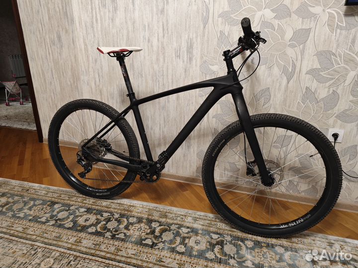 Карбоновый велосипед