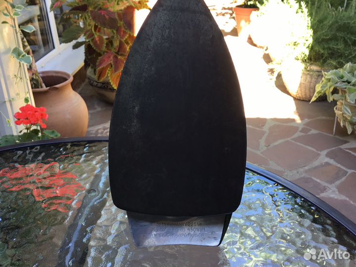 Утюг старинный