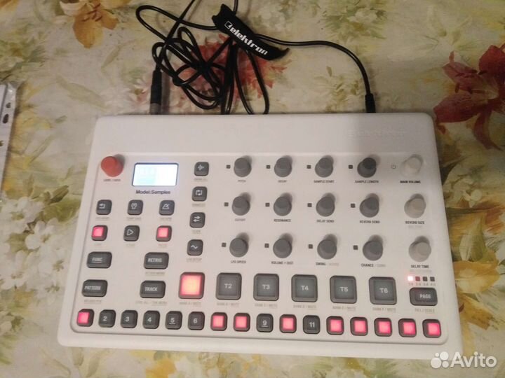 Elektron Model: Samples