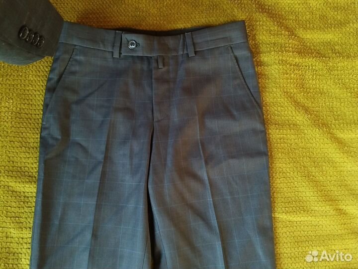 Школьный костюм