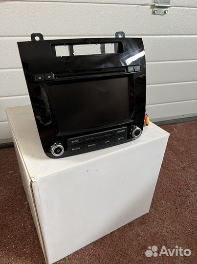 Магнитола на volkswagen touareg 2 RCD 550