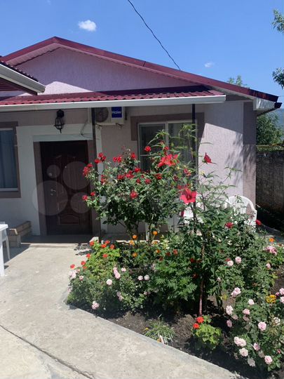 Дом 73 м² на участке 1,6 сот.