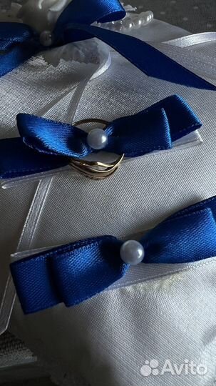 Новые свадебные перчатки и подушечка для колец