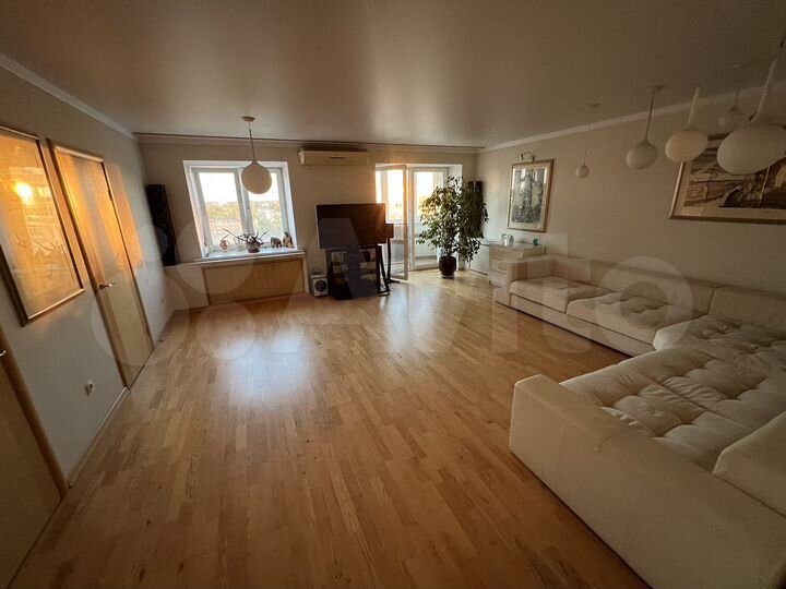 3-к. квартира, 92 м², 9/11 эт.