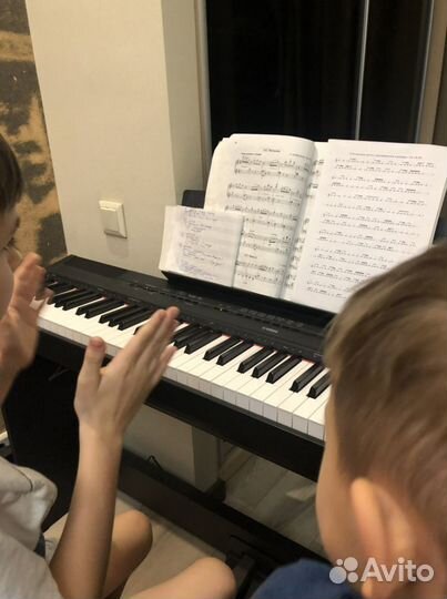 Обучение игре на фортепиано, сольфеджио