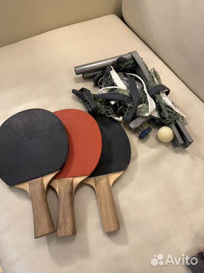 Ракетка и сетка для настольного тенниса