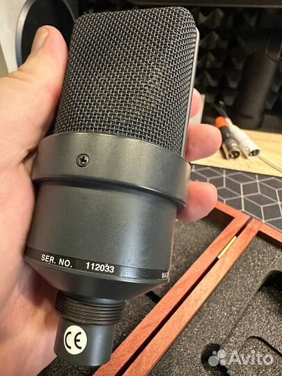 Студийный микрофон neumann tlm 103