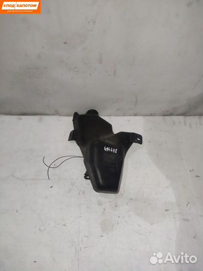 Бачок омывателя передний Opel Astra J 13260579