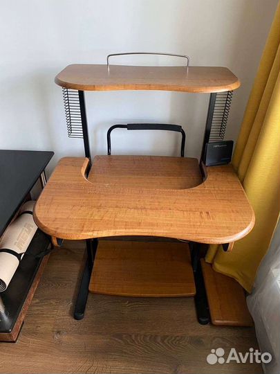 Компьютерный стол