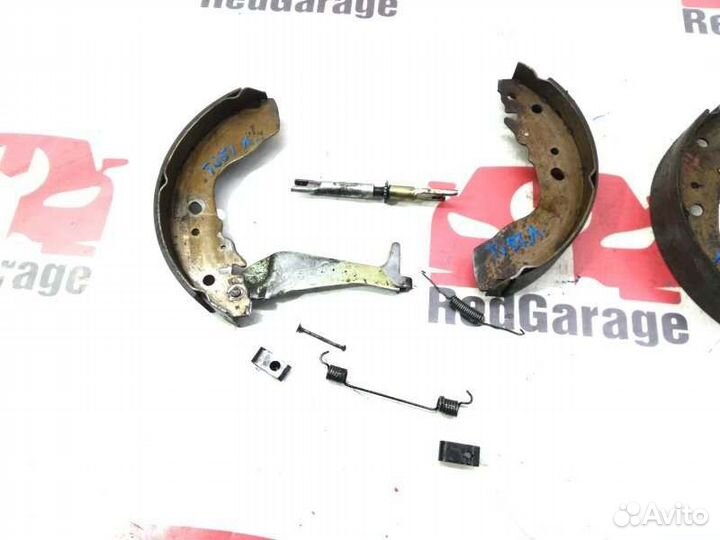 Механизм стояночного тормоза Mazda Proceed Levante