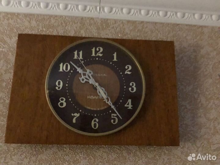 Часы настенные СССР молния