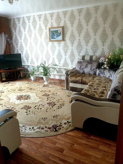 Комната 9 м² в 3-к., 1/1 эт.