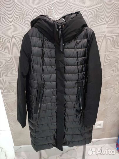 Пуховик женский р.42
