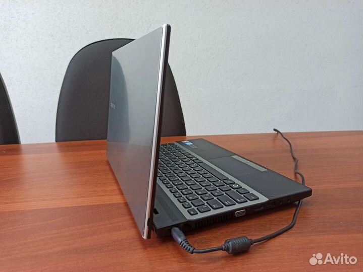 Мощный Samsung NP300V5A: i78gb SSD 256GT520MX