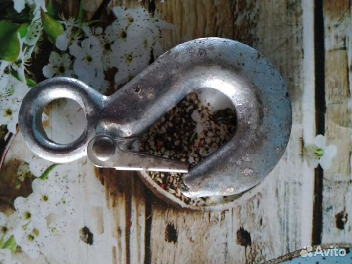 Колеса для тележки и крюк буксировочный