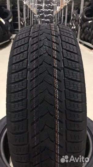 Roadmarch Winter XPro 999 315/35 R21 111H