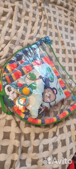 Развивающий коврик