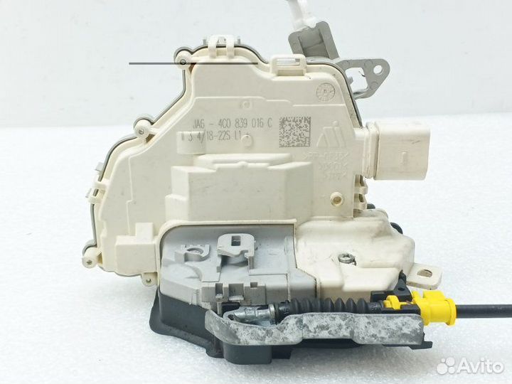 Замок двери задний правый Audi A6 C7 1.8 CYG 2018