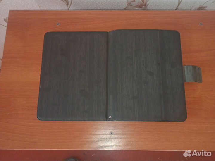 Чехол на планшет марку не знаю
