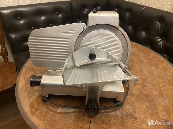 Слайсер электрический