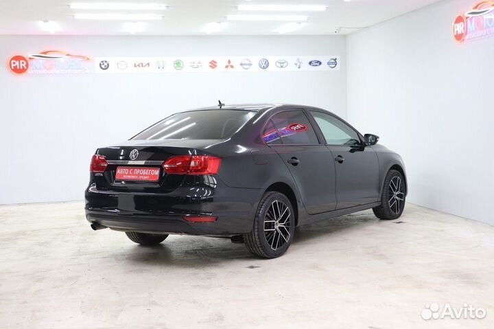 Volkswagen Jetta 1.6 AT, 2013, 155 234 км