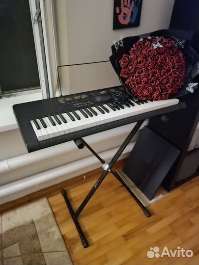Синтезатор + стойка