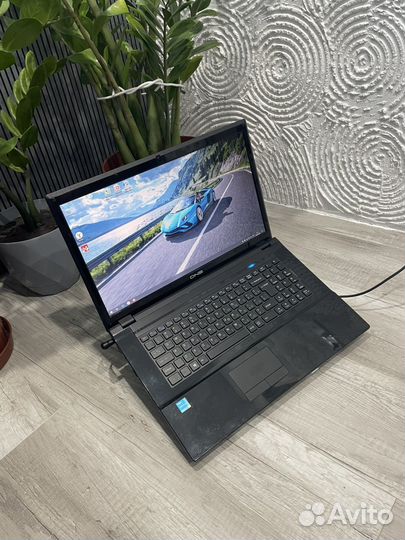 Быстрый 17.3 4gb intel 2020m SSD