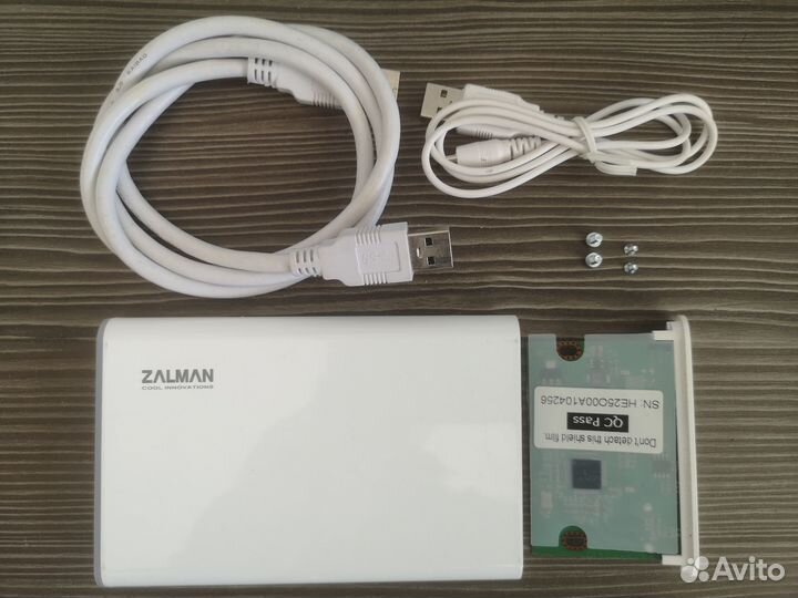 Внешний корпус для HDD Zalman ZM-HE250U3