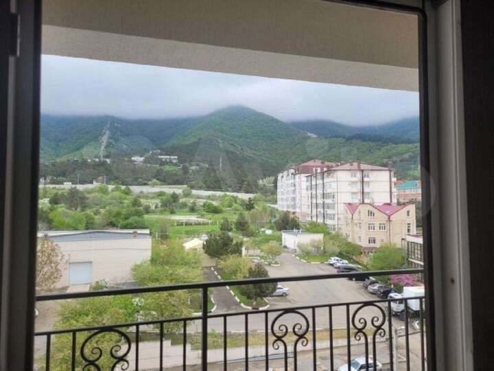 2-к. квартира, 83 м², 5/7 эт.