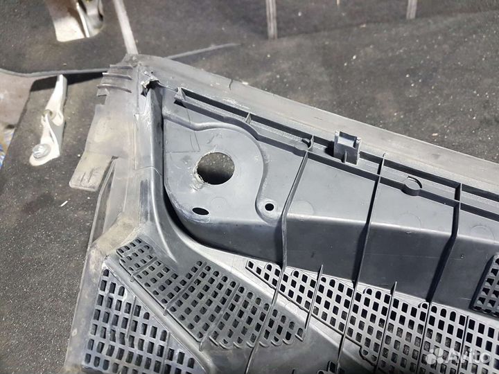 Жабо Opel Astra H