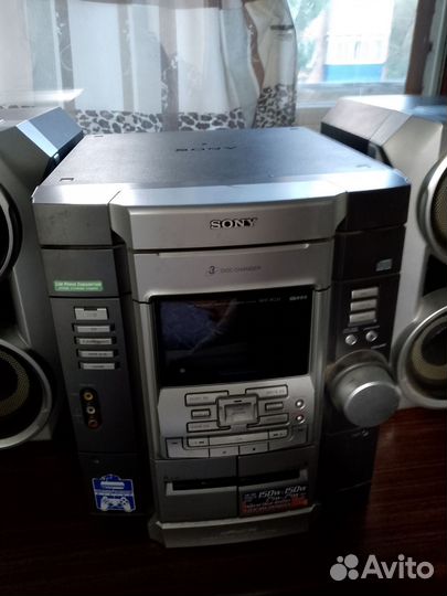 Музыкальный центр sony