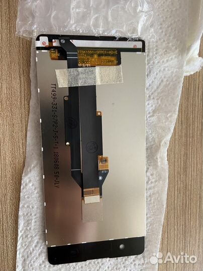 Экран на sony xa