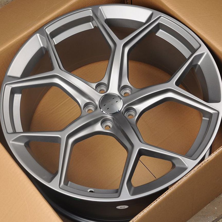 Диски для Audi Q7, Audi RS6, Audi Q8 KoKo Kuture 5598 9x21/5x112 D66.45 ET30 matt grey литой