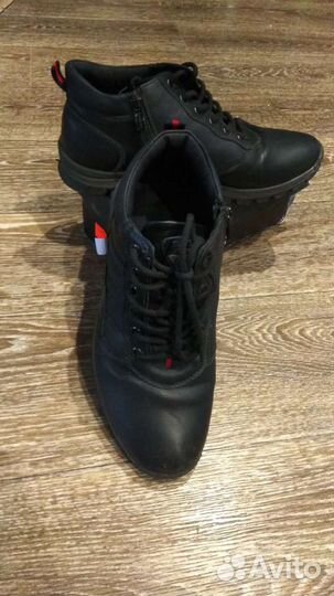 Ботинки р.40