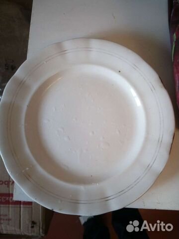 Фарфоровые тарелки И.Е. Кузнецова. 1913 г