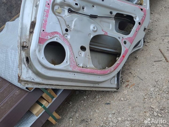 Дверь задняя правая Opel Vectra B 1995-2001 г