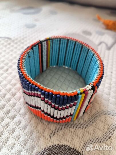 Браслет из бисера
